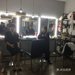 南大街快照攝影團(tuán)購詳解 電話、地址、價(jià)格與營業(yè)時(shí)間全攻略